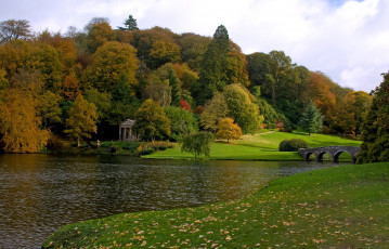 Картинка природа реки озера деревья мост тропинка беседка вода осень