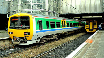 Картинка техника электрички вокзал перрон рельсы электричка