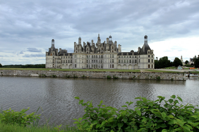 Обои картинки фото города, замки, луары, франция, река, замок, шамбор