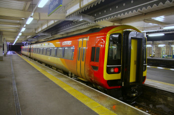 Картинка техника метро cinque terre