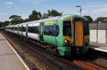 Картинка техника метро состав локомотив рельсы дорога железная