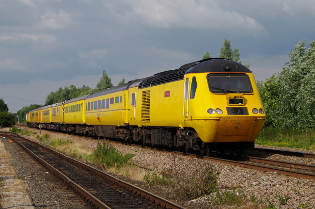 Обои картинки фото техника, поезда, дорога, рельсы, железная, локомотив, состав