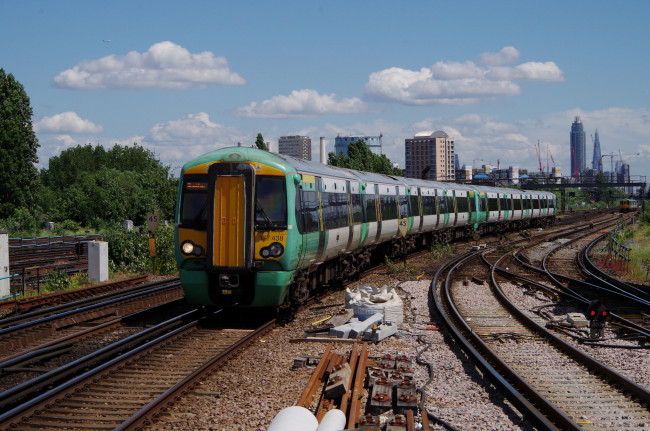 Обои картинки фото техника, поезда, рельсы, локомотив, дорога, железная, состав