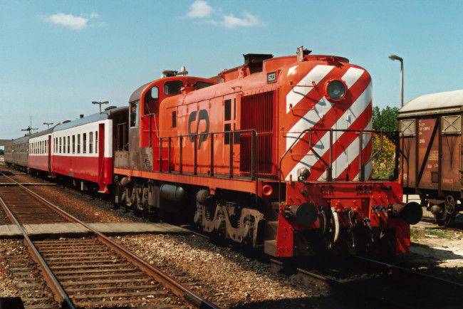 Обои картинки фото техника, поезда, состав, локомотив, рельсы, дорога, железная