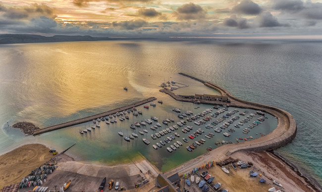 Обои картинки фото корабли, порты ,  причалы, панорама