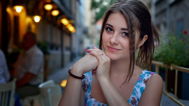 Обои картинки фото девушка, девушки, -unsort , брюнетки, темноволосые, модель