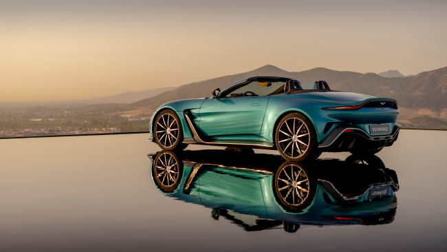 Обои картинки фото aston martin v12 vantage roadster 2022, автомобили, aston martin, aston, martin, v12, vantage, roadster, кабриолет, родстер, астон, мартин