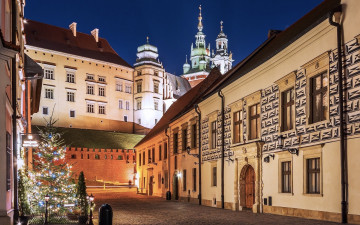 Картинка города краков+ польша улица здания елка