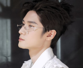 Картинка мужчины liu+haikuan актер лицо очки