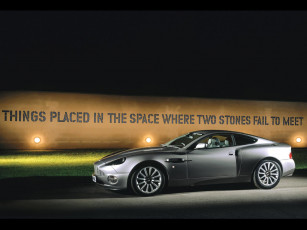 Картинка автомобили aston martin