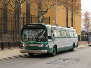 Картинка автомобили автобусы