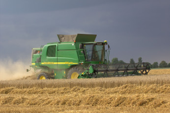 Картинка техника комбайны поле комбайн