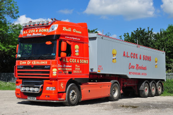 обоя автомобили, daf , выставка, улица, тяжелый, грузовик, седельный, тягач