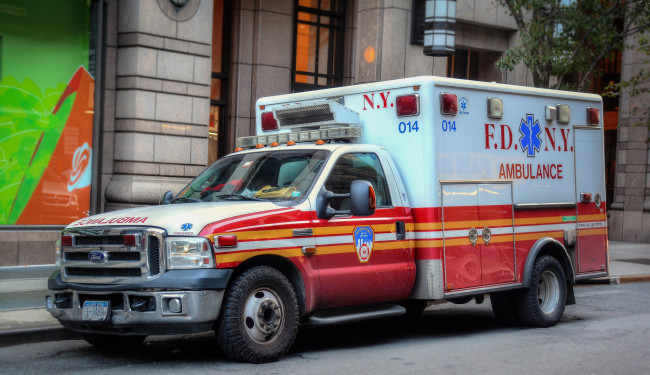 Обои картинки фото автомобили, скорая помощь, медпомощь