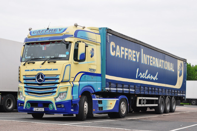 Обои картинки фото автомобили, mercedes trucks, тяжелый, грузовик, седельный, тягач