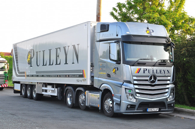 Обои картинки фото автомобили, mercedes trucks, тяжелый, грузовик, седельный, тягач