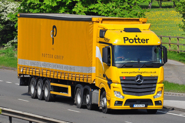 Обои картинки фото автомобили, mercedes trucks, тяжелый, грузовик, седельный, тягач