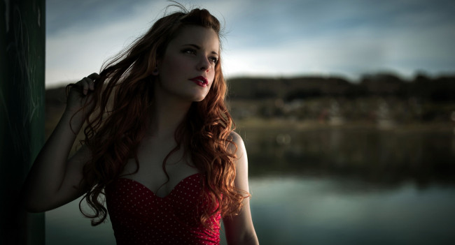 Обои картинки фото девушки, -unsort , рыжеволосые и другие, девушка, портрет, взгляд