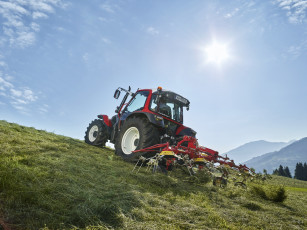 Картинка техника тракторы lindner