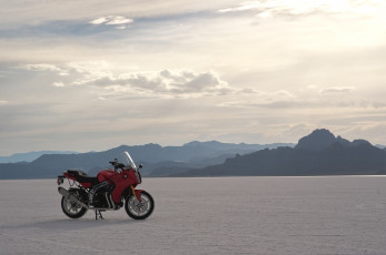 Картинка мотоциклы motus