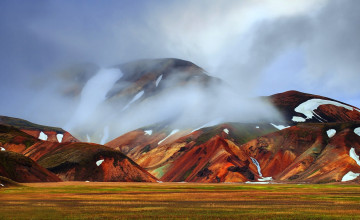 Картинка природа горы луга снег туман