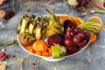 Картинка еда фрукты +ягоды виноград груша ананас апельсин гранат мандарин киви ассорти