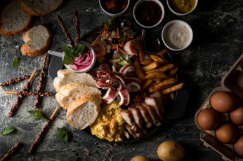 Картинка еда разное салат пюре картофель фри бекон сало