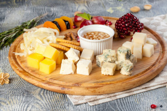 Картинка еда сырные+изделия сухофрукты ассорти сыр мед гранат