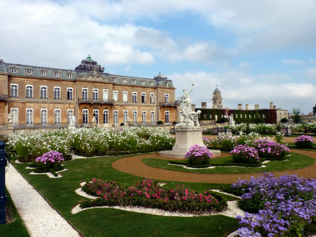 Обои картинки фото wrest park, silsoe,  bedfordshire,  england, города, замки англии, wrest, park, england, bedfordshire