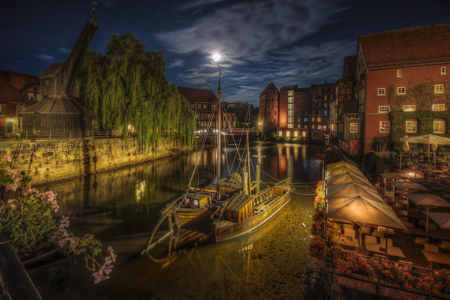 Обои картинки фото корабли, порты ,  причалы, ночь