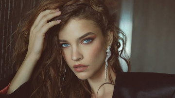 Картинка девушки barbara+palvin портрет серьги