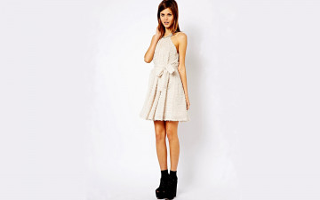 Картинка девушки -+брюнетки +шатенки шатенка платье ботинки