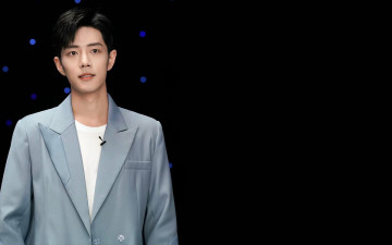 Картинка мужчины xiao+zhan актер пиджак