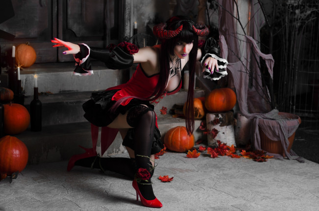 Обои картинки фото roxolana ridel, девушки, девушка, женщина, брюнетка, темноволосая, сексуальная, модель, звезда, позирует, разная, обувь, верхняя, стильная, одежда, нижнее, эротическое, бельё, трусы, лифчик, колготки, чулки, аксессуары, макияж, и, множество, элементов, на, фотографии