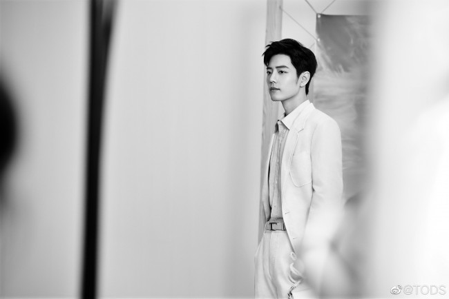 Обои картинки фото мужчины, xiao zhan, актер, пиджак