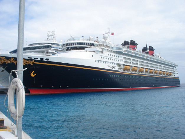 Обои картинки фото корабли, лайнеры