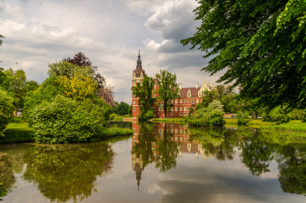 Картинка f& 252 rst+p& ckler+schloss+bad+muskau города замки+германии река замок парк