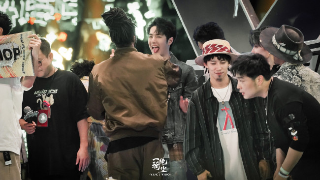 Обои картинки фото разное, знаменитости, ван, ибо, команда, люди