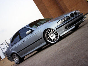Картинка bmw 540i автомобили