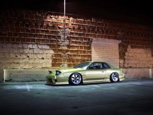 Картинка автомобили nissan datsun