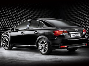 Картинка автомобили toyota avensis
