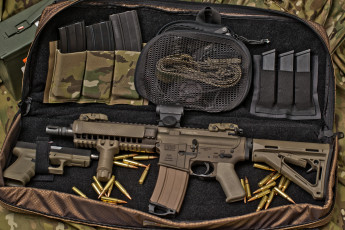 Картинка оружие пистолет автомат пули магазины