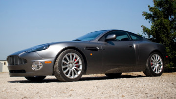 Картинка aston martin v12 vanquish автомобили скорость мощь стиль автомобиль