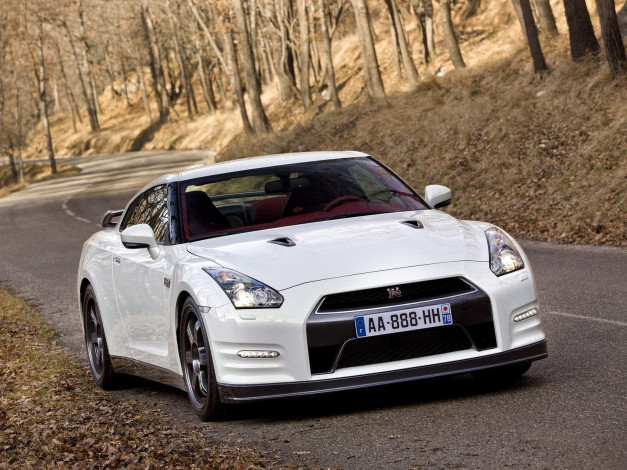 Обои картинки фото автомобили, nissan, datsun