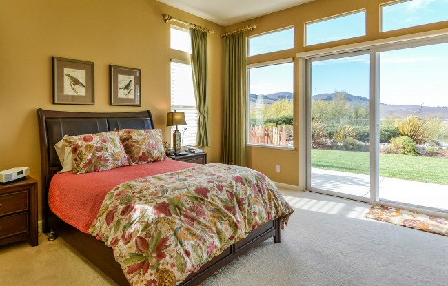 Обои картинки фото интерьер, спальня, окна, кровать