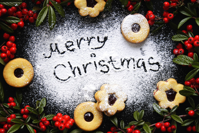 Обои картинки фото праздничные, угощения, печенье, ягоды, поздравление