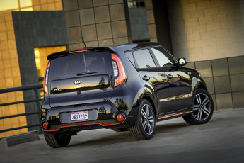 обоя автомобили, kia, red, zone, soul, темный, 2013г