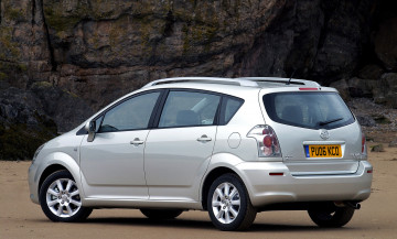 Картинка автомобили toyota corolla светлый uk-spec verso