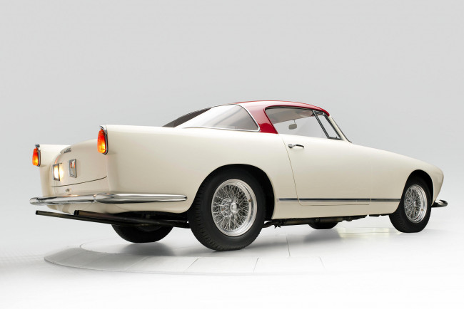 Обои картинки фото автомобили, ferrari