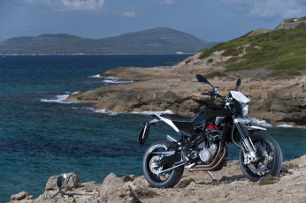 Картинка мотоциклы husqvarna